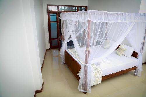 deluxe_double_with_sea_view9
